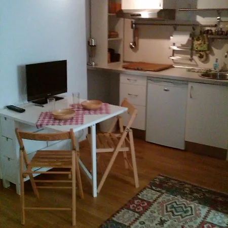 Apartment Casa Tadino Milan